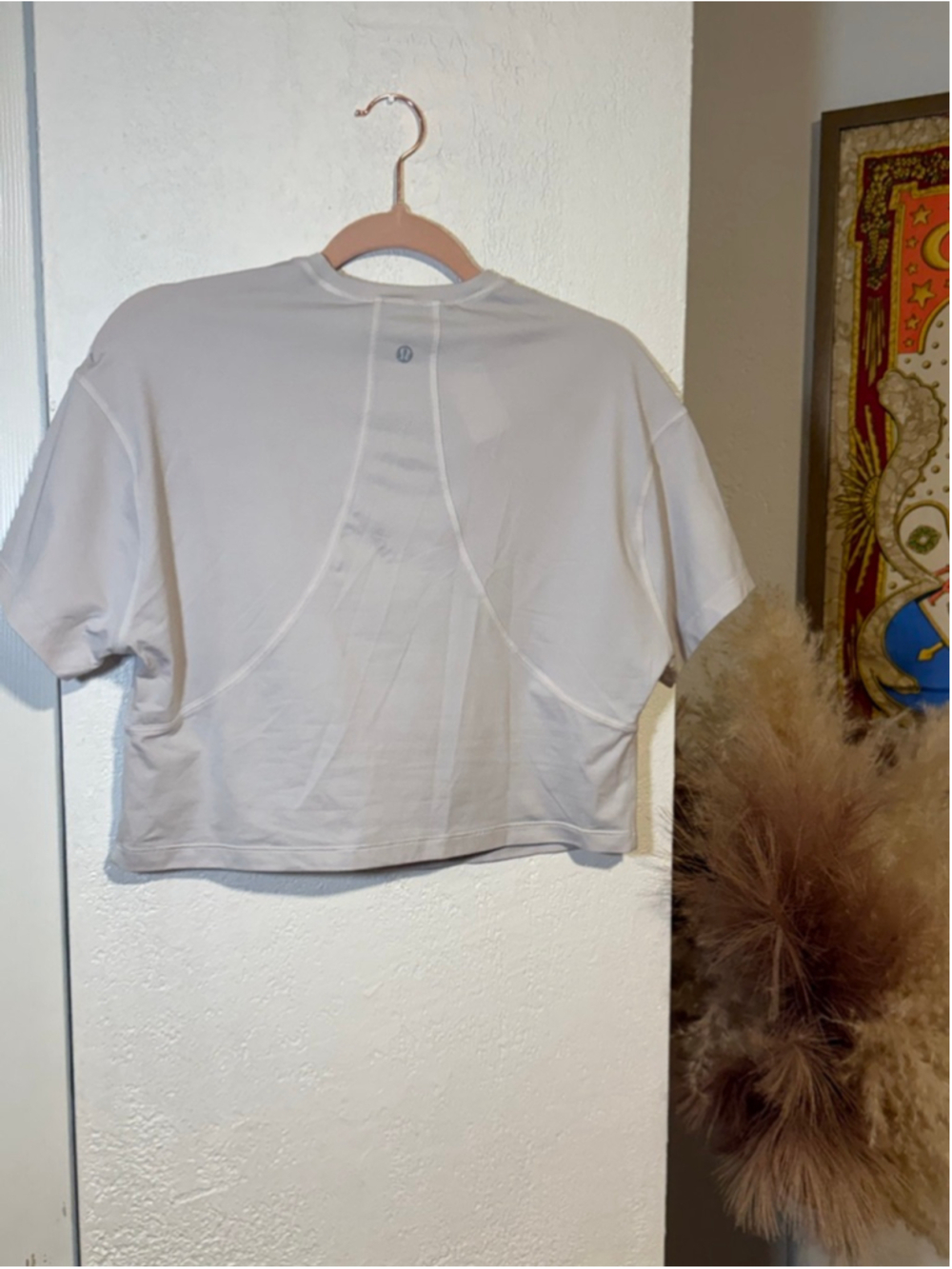 Preowned, white Lululemon Abrasion-Resistant Training top ,light grey, size M - Picture 3 of 3
